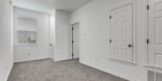 1835 W Poplar Gallery 12