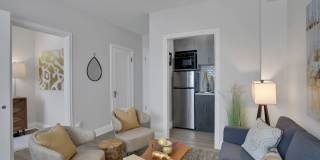 The Novelist Gallery 13