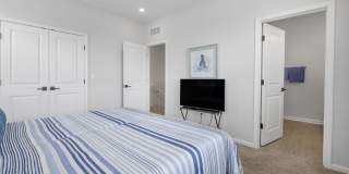 1096 FARWELL Street Gallery 27