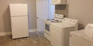 Updated 2 Bedroom Ranch in Graham Heights Gallery 9