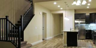 SUMMERLIN 4 BEDROOM WITH DUAL LOFTS Gallery 4