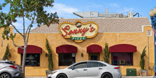 Recently Renovated University Heights 2 Bed 1 Bath with 2 off-street parking spaces! Pet OK! Gallery 36