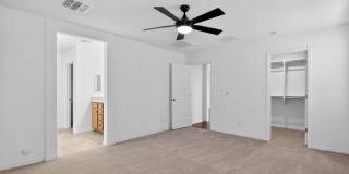 Spacious 3BR House in Buckeye Gallery 17