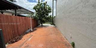 1137 NW 123rd Court Gallery 13