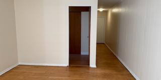 5424 Fifth Avenue Gallery 183