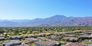 81600 Macbeth Street Gallery 33