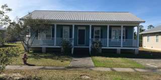 716 Union Street Gallery 1