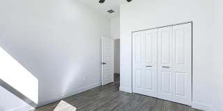 2121 BROAD WATER Drive Gallery 25