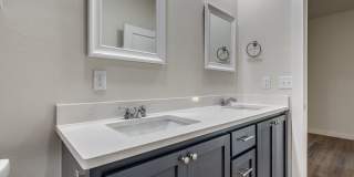 Stylish & Spacious 3-Bedroom Duplex in North Oklahoma City Stylish & Spacious 3-Bedroom Duplex in North Oklahoma City Gallery 11
