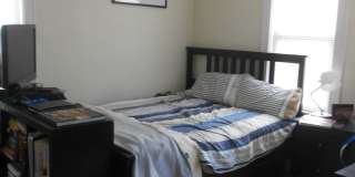 Beautiful 4 bed in Oak Sqaure Gallery 4