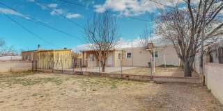 NE 2/BD 1/BA 1/CG HOME Gallery 13