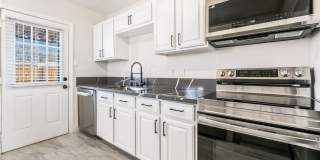 107 Manganese Street Gallery 11