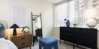 300 East Seventeenth Gallery 11