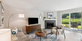 Sofi Lakeside Gallery 6