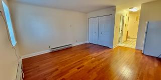 2528 Christian St Gallery 19