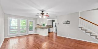 Pet Friendly Three Bedroom! Gallery 17