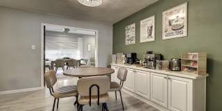 1027 W 19TH Street Gallery 30