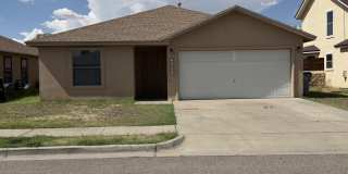 6229 LOVEBIRD Lane Gallery 1
