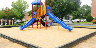 Ascot Place Gallery 40