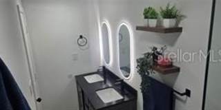 1152 NE 9 STREET Gallery 6