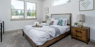Newer 3 Bed/2 Bath Construction on Bend's Eastside - Cessna Drive Gallery 7