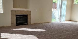 FREDRICKSON AREA 3 Bedroom, 2.5 Bathroom Puyallup Home with Den SILVER POINTE COMMUNITY Gallery 9