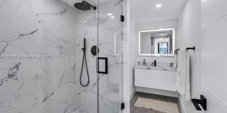 2555 Collins Ave appt 2200 (A11877996) Gallery 27