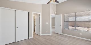 11904 N 76th Lane Gallery 12