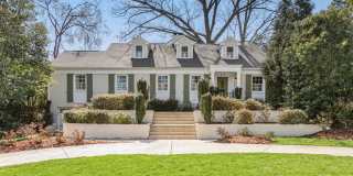 Stunning Irving Park 4 bedroom, 4 bathroom home in Greensboro! Gallery 1