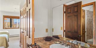 2055 Faraway Road Gallery 22