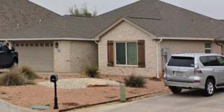 Now Leasing – Stunning 3 Bedroom Home in The Bluffs Gallery 1