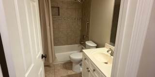 Cozy Condo in Gardens at Gatewood! Gallery 10