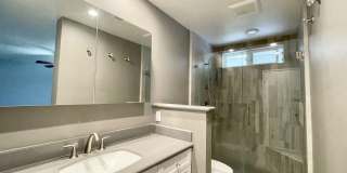 Updated 3 Bedroom Summerset Ct Home! Gallery 12