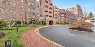 2100 LANGSTON Boulevard unit: 218 Gallery 1