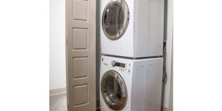 DH Holmes Gallery 34