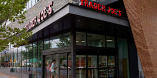 The Astrid Gallery 41