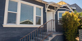 2 Bed / 1 bath with Private Outdoor Space in Rampart Village Gallery 1