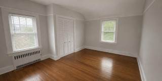 432 Beach Avenue Gallery 12
