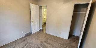 Beaverdale! 2 Bedroom, 1 Bathroom home with detached garage Beaverdale! 2 Bedroom, 1 Bathroom home with detached garage Gallery 14