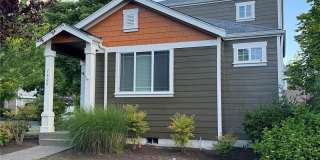 Edgewater Community Gallery 1