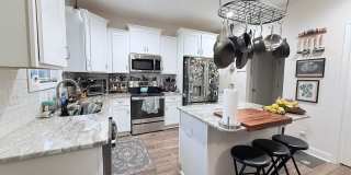 4 Bedroom house minutes from Haymont! Gallery 8