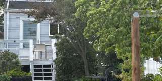 239 N STRATTON Street Gallery 28