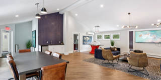 Heritage at the River Gallery 32