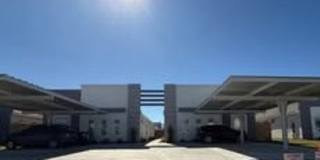 3104 West Driftwood Street Gallery 1