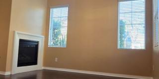 Beautifully maintained 2-bedroom, 2.5-bath with Loft • 1,504 sqft & 2-car garage. Gallery 22