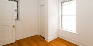 5335-5345 S. Kimbark Ave. Gallery 24