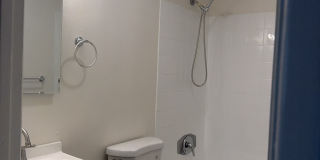 123 N. Thirteenth Ave Gallery 6