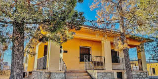 2526 E Yandell Drive Gallery 1