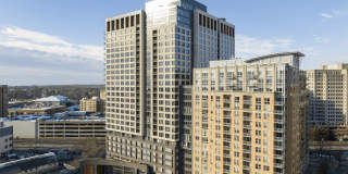 Solaire 8200 Dixon Gallery 12