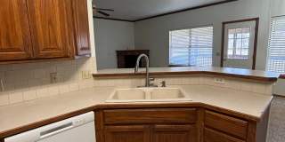 3br 2.5ba on Surrey Hills Golf Course!! Gallery 10